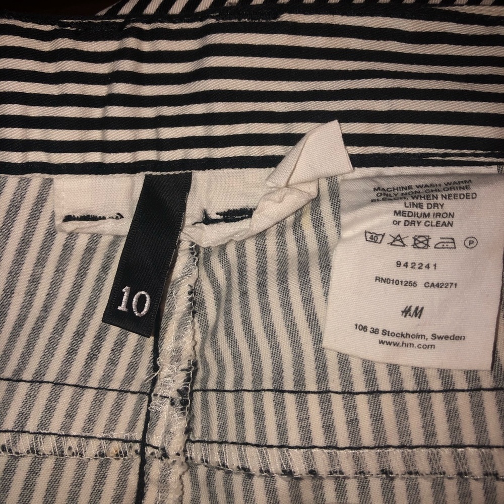 Jeans - Picture 3 of 7